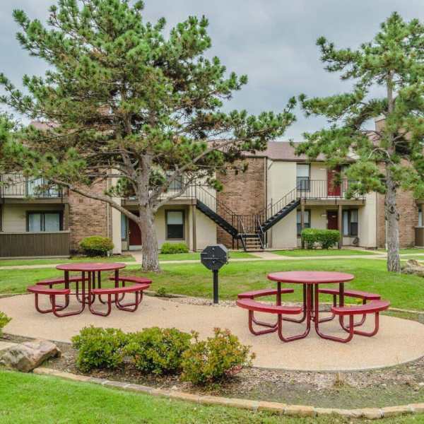 Pine Oaks Apartments offers a wide variety of amenities in Mesquite, Texas