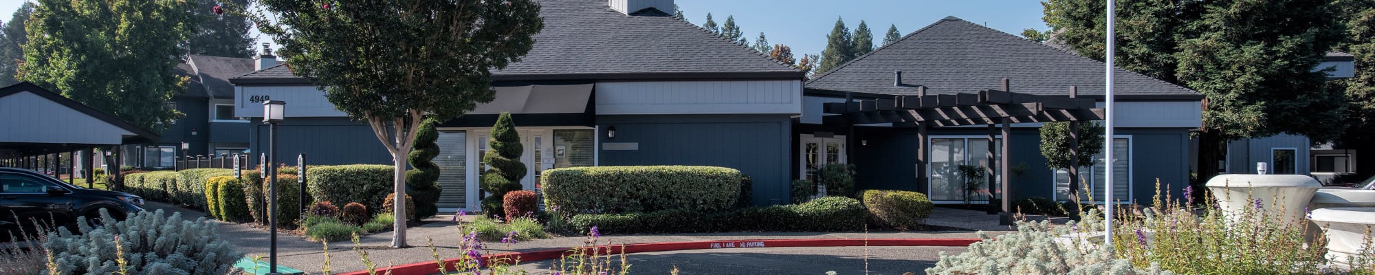 Photo gallery at Park Ridge Apartment Homes in Rohnert Park, California