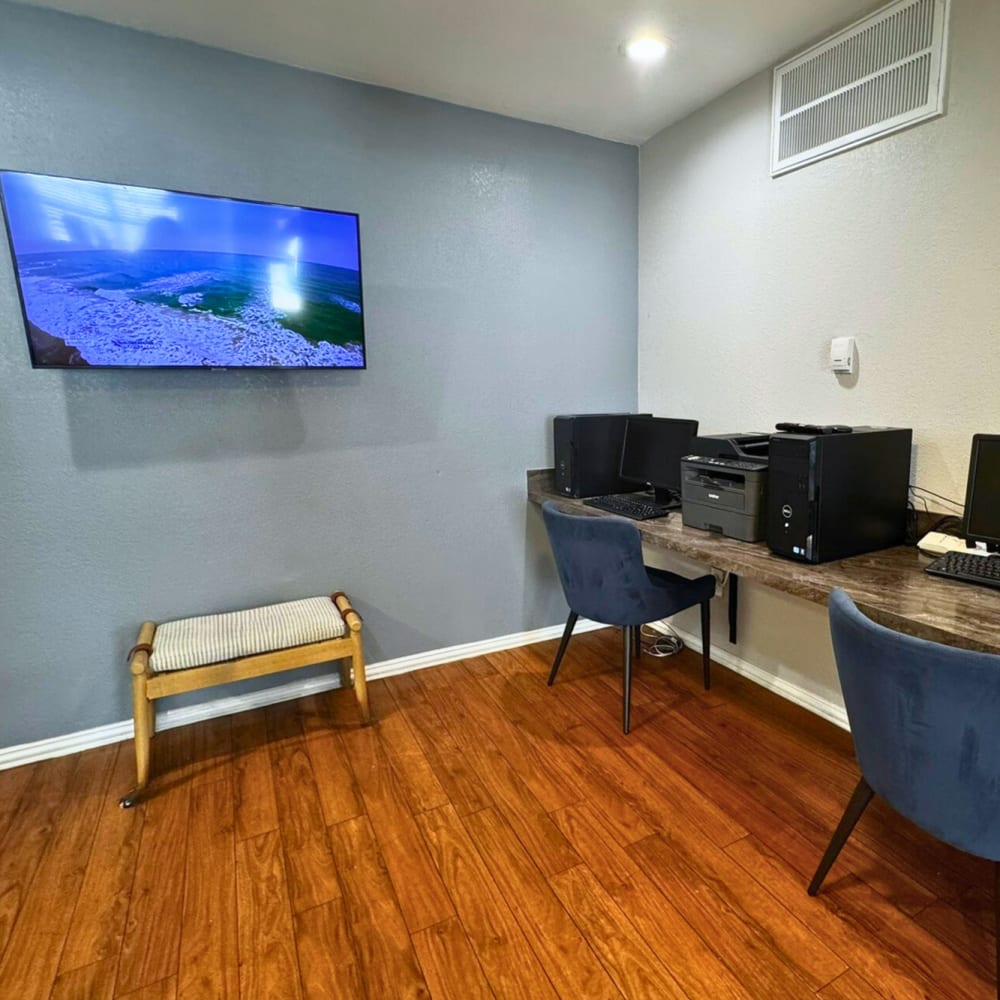 Community business center at Santa Fe Apartments in Dallas, Texas