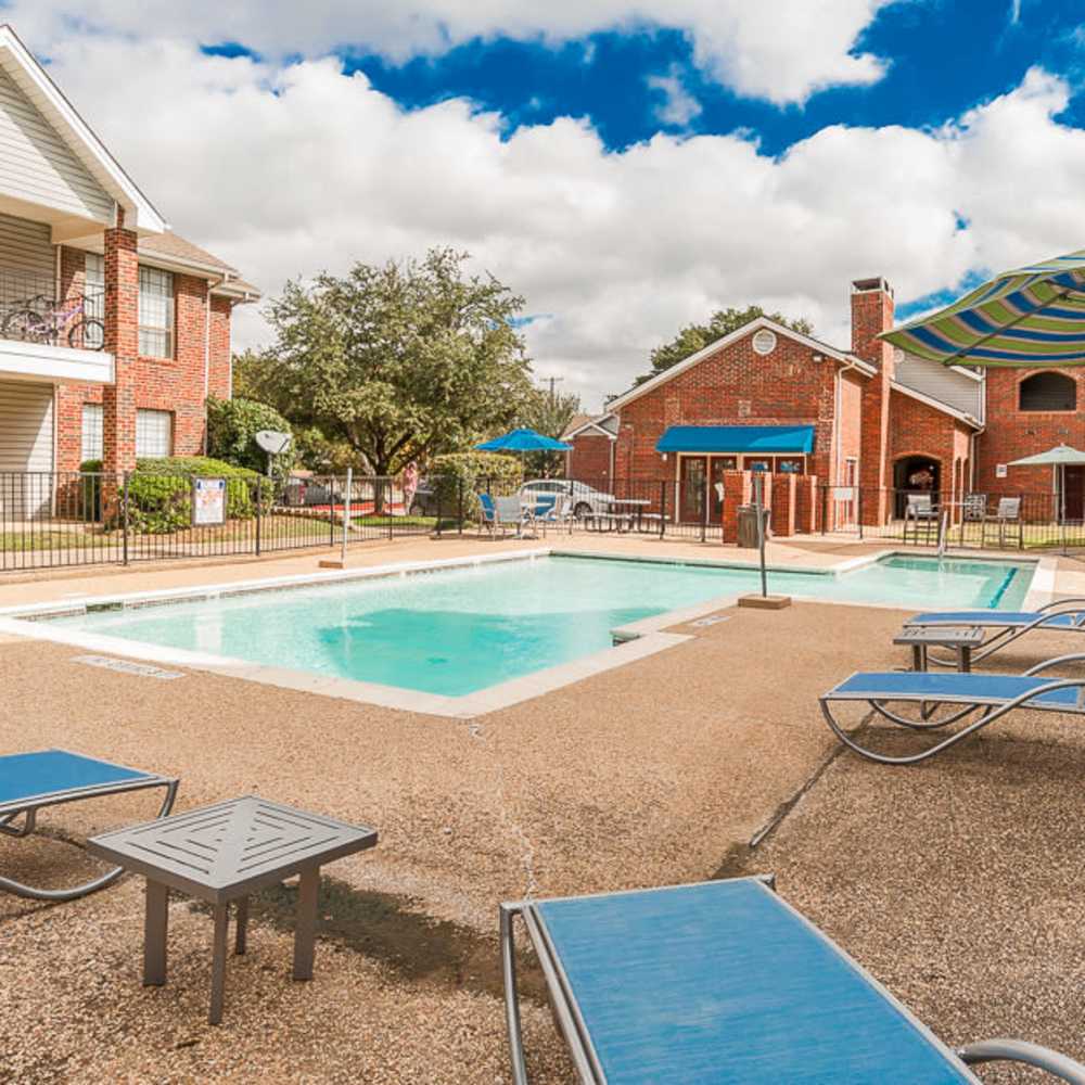 Swimming pool at Oakwood Condos Bedford in Bedford, Texas