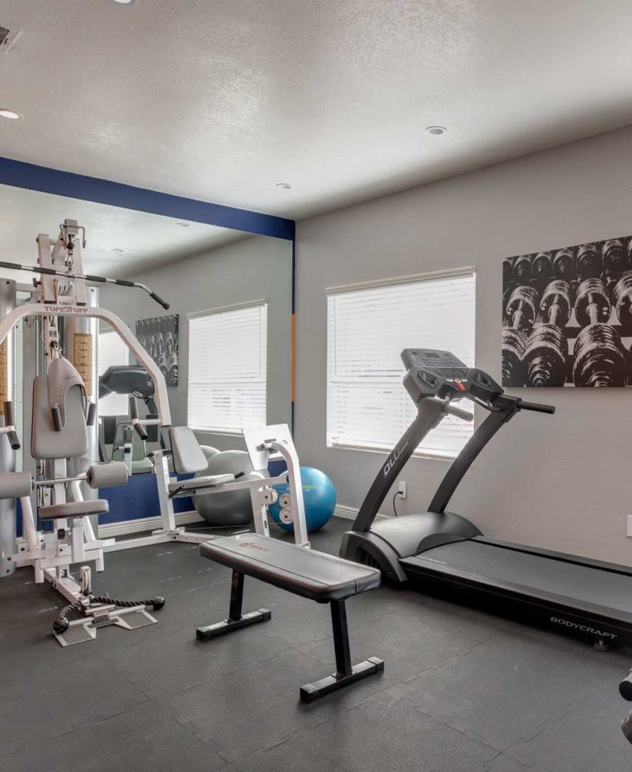 View amenities at 544 Southern Apartments in Mesa, Arizona