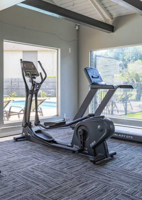 View amenities at University Green Apartments in Houston, Texas