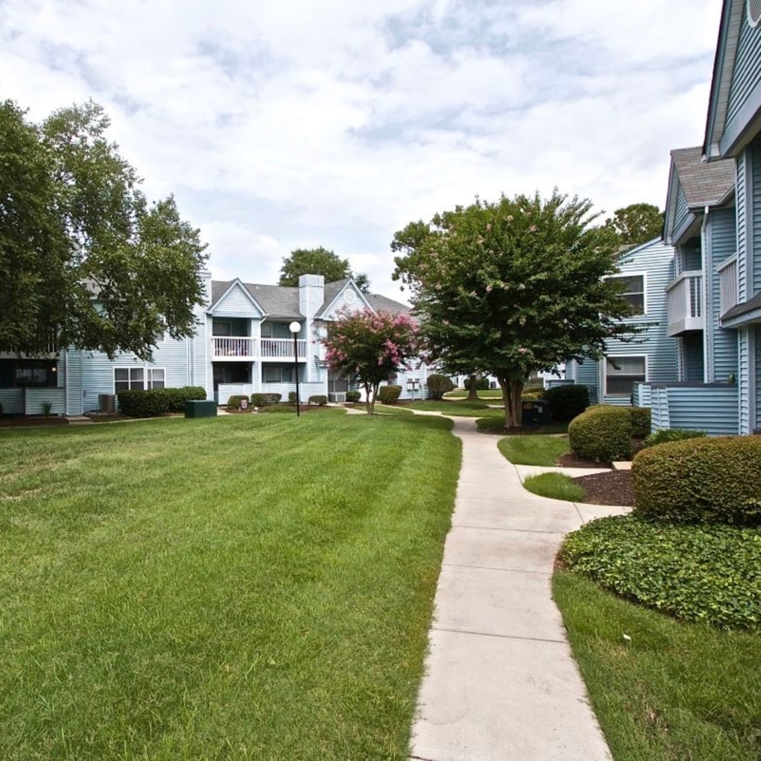 Exterior of apartments at Royal Pointe in Virginia Beach, Virginia