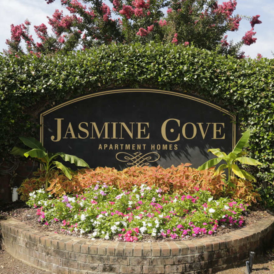signage in front of at Jasmine Cove in Simpsonville, South Carolina