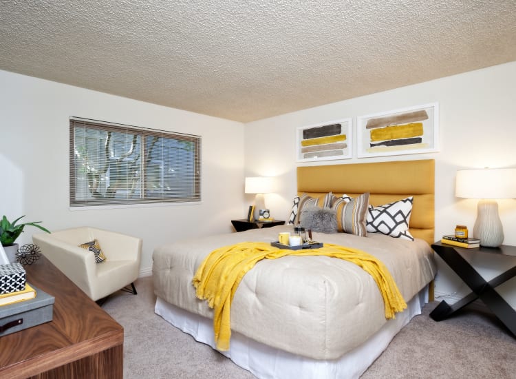 Wonderful apartment features offered at The Shadows Apartments in Mountain View