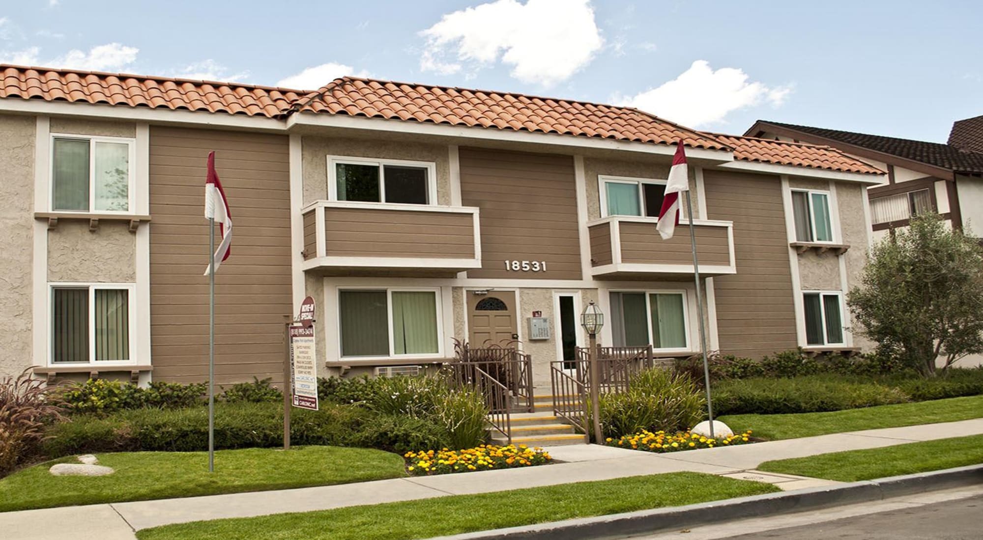 Apartments in Northridge, CA