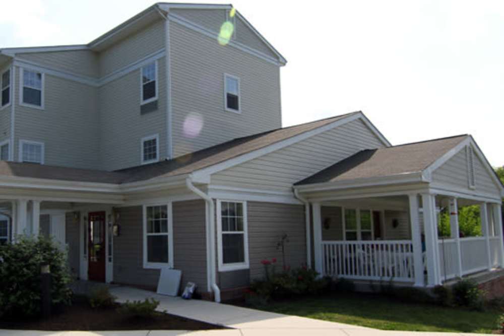 Building exterior with welcoming entrance at Mountain View House in McConnellsburg, Pennsylvania