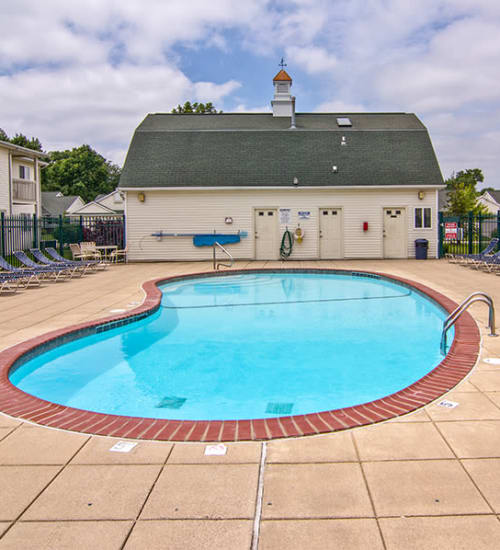 Pool at Steeplechase Apartments & Townhomes in Toledo, Ohio