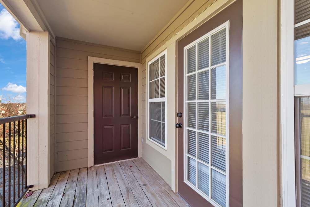 Private balcony at Villas At Copper Leaf in Nixa,Missouri