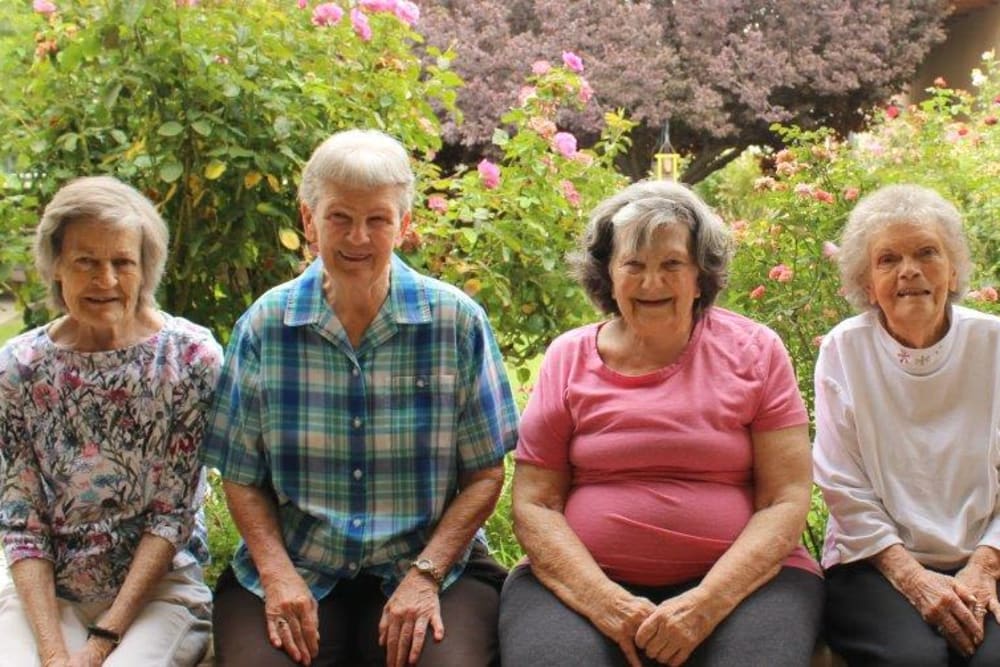 Resident friends at Desert Peaks Assisted Living and Memory Care in Las Cruces, New Mexico. 