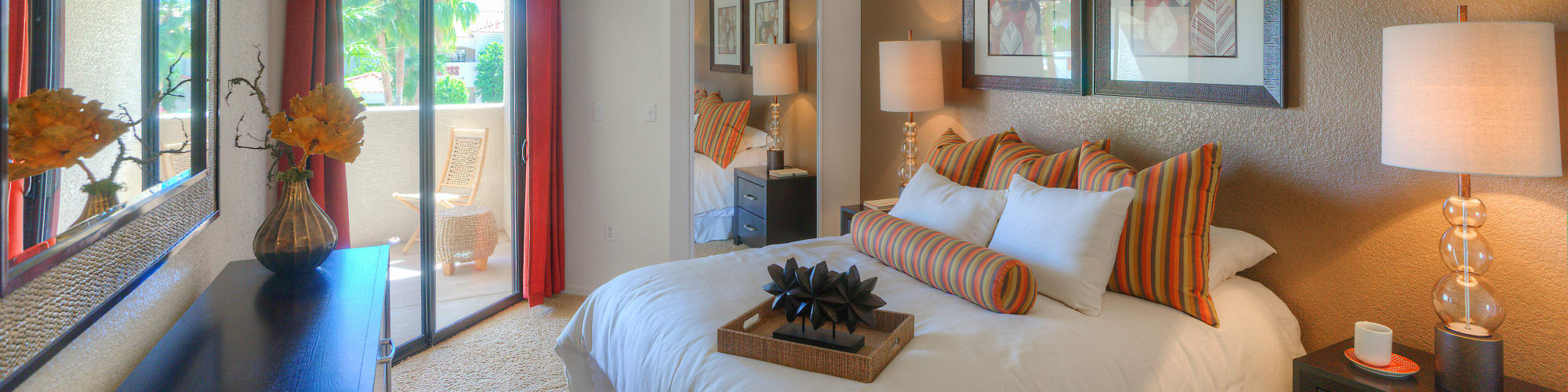 Virtual tour of San Prado in Glendale, Arizona