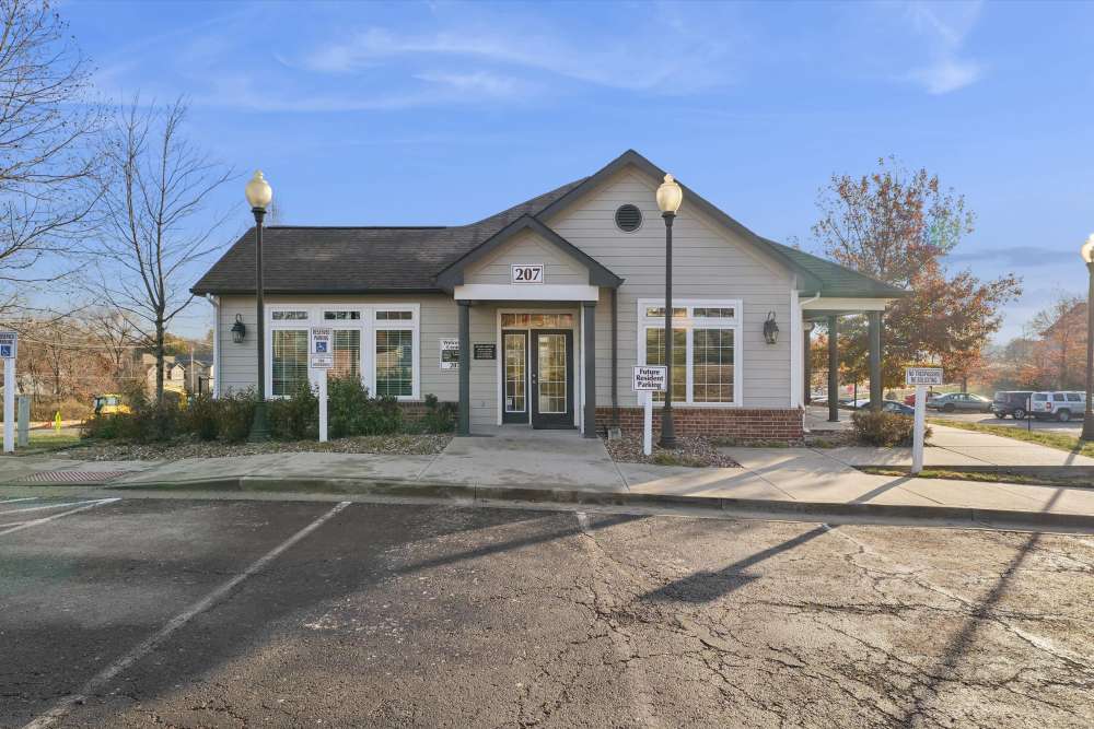 Charming office space at 207 in a serene setting in Lansing, Kansas. Covington Woods Apartments in Lansing, Kansas