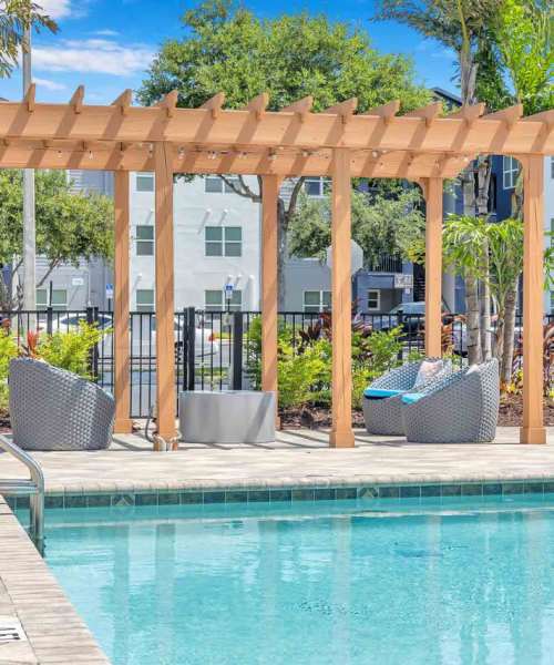 Swimming pool at Citrus Run Apartments in Tampa, Florida