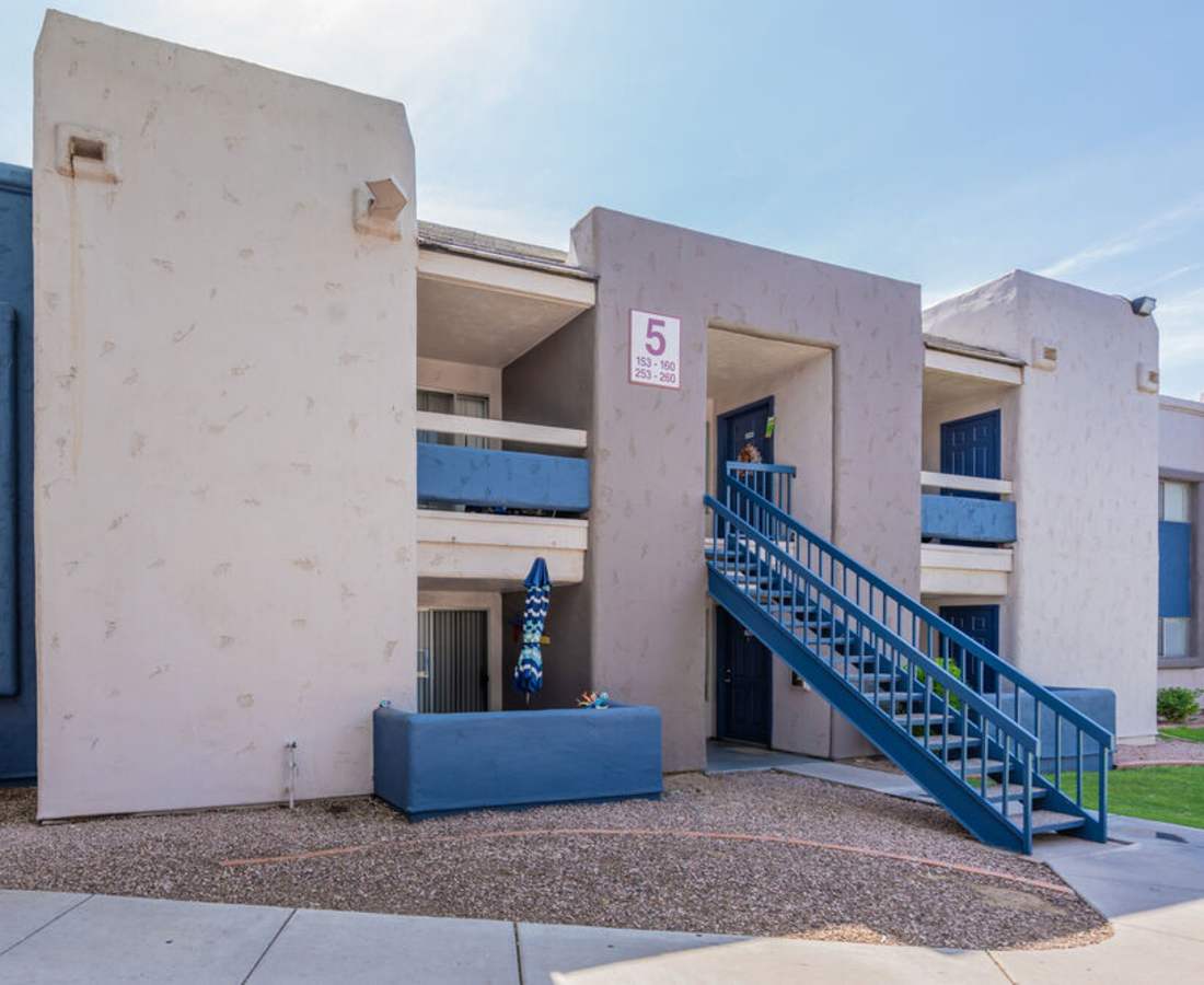 Exterior image of the property at 544 Southern Apartments in Mesa, Arizona