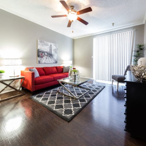Flexible Lease Terms at Marquis at Legacy in Plano, Texas