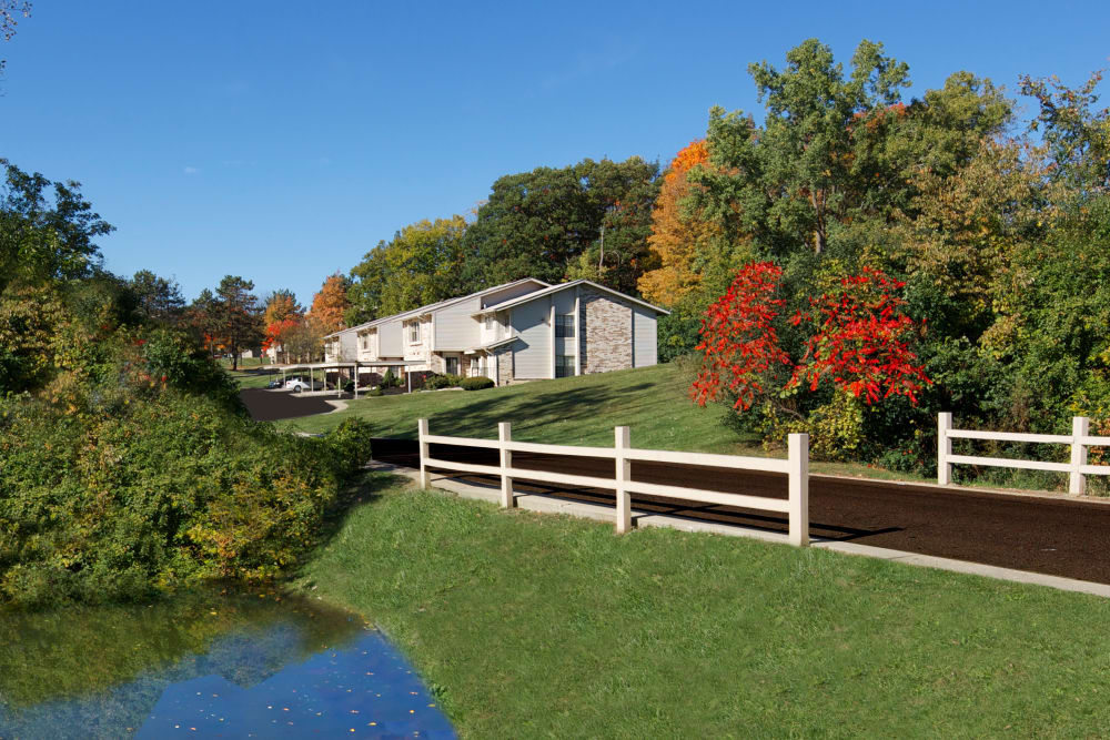 Exterior view and pond at Muirwood in Farmington Hills, Michigan