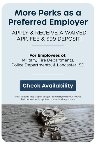 Splash Graphic at Creekwood Place in Lancaster, Texas