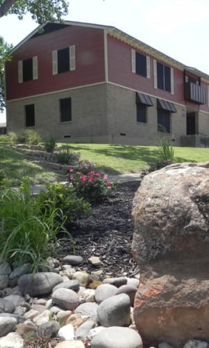 Exterior of the apartments at Estancia Hills in Dallas, Texas