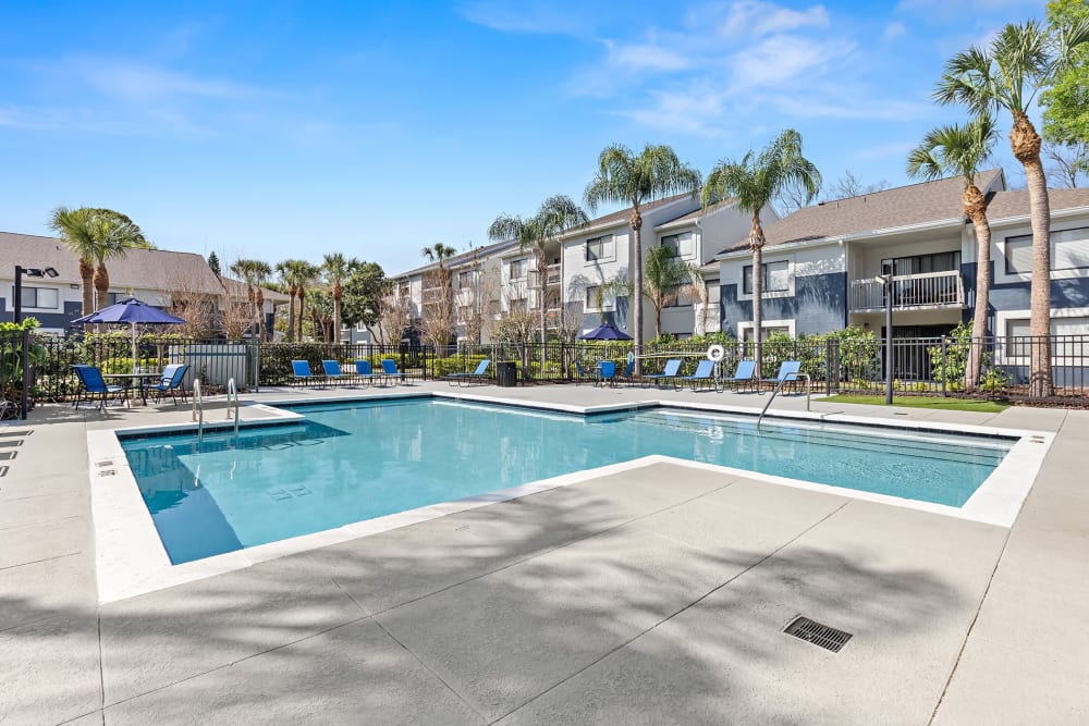 Exterior building view at Estates at Countryside in Clearwater, Florida