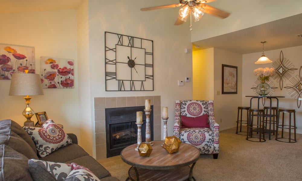 Living room at Chardonnay in Tulsa, Oklahoma