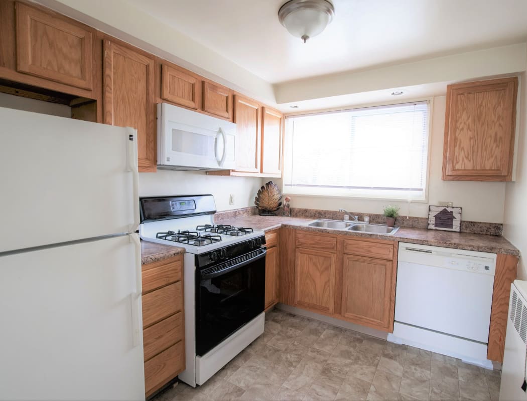 Apartment features at Grant Village Apartments in Syracuse