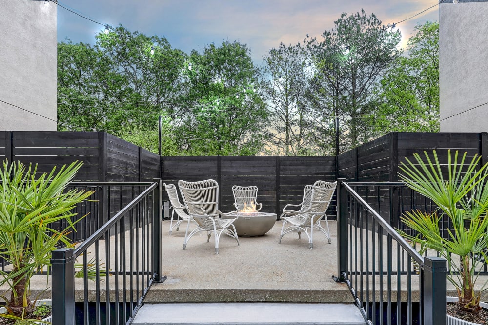 Firepit at Roosevelt Historic Lofts in Atlanta, Georgia