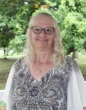 Ana Scarabelot at Fair Oaks Health Care Center in Crystal Lake, Illinois