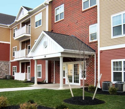 Luxury apartments at Ethan Pointe Apartments in Rochester
