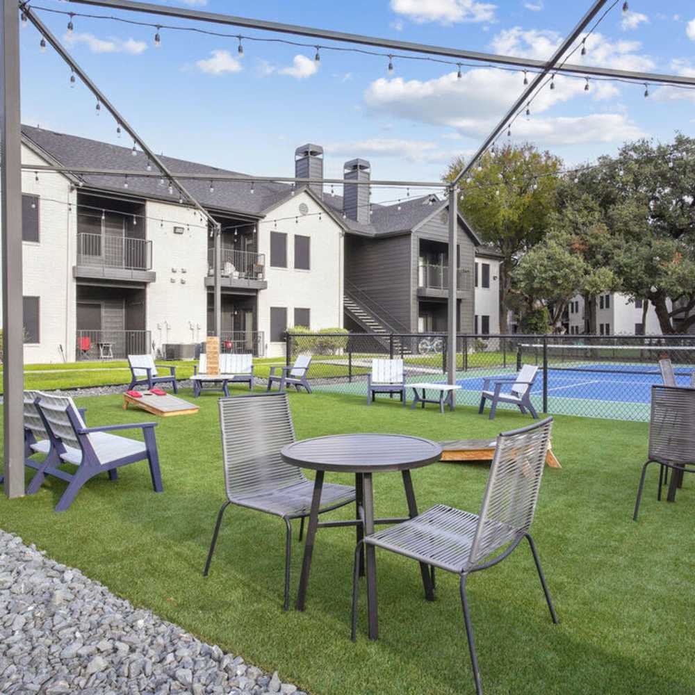 Link to amenities at Easton in San Antonio, Texas