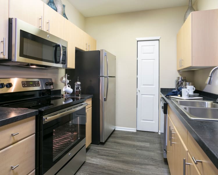 Crestone Apartments & Townhomes for Rent in Aurora, CO