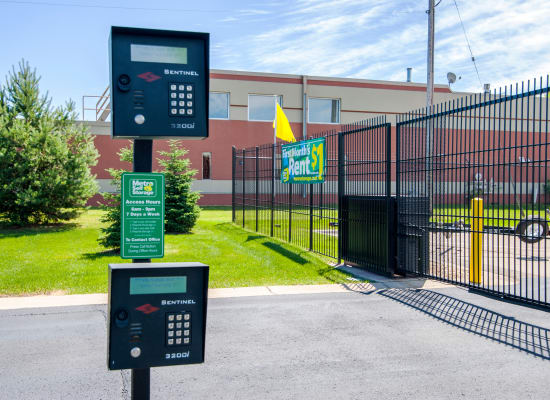 Facility Features offered at Metro Self Storage