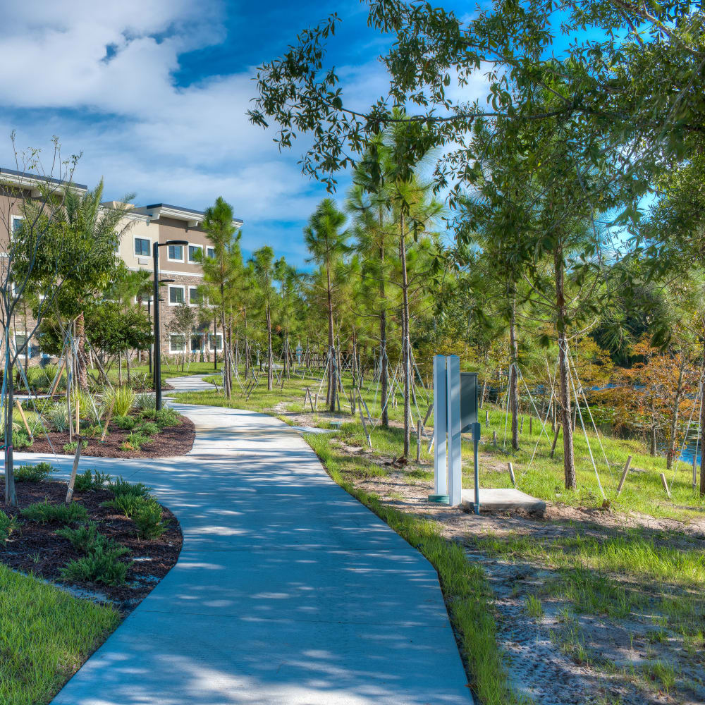 View our services and amenities at Inspired Living Lakewood Ranch in Bradenton, Florida