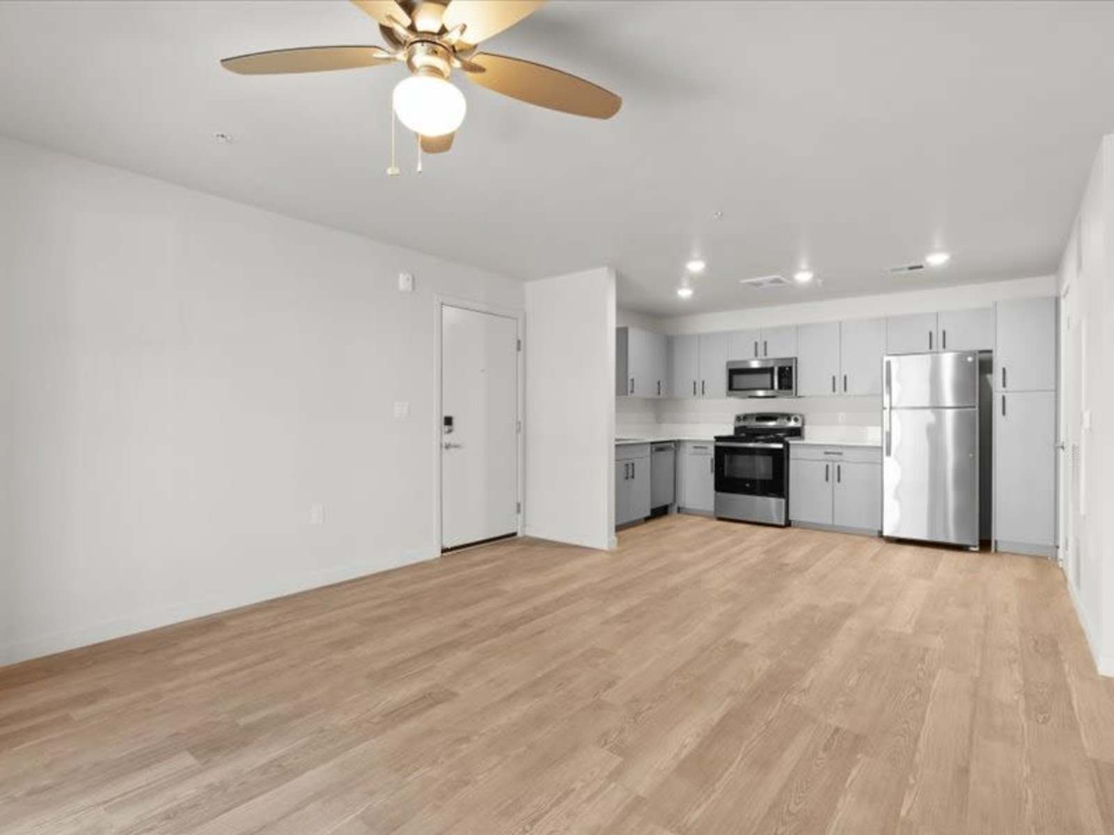 spacious kitchen with ceiling fan at The Ridge at Sun Valley in Sun Valley, Nevada