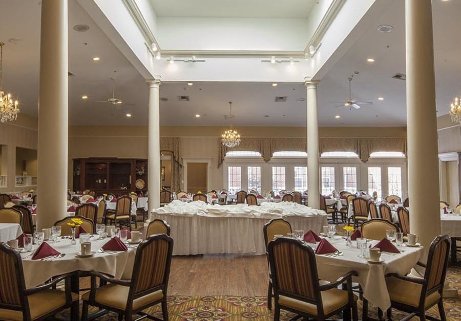 Novi, MI Senior Living Waltonwood Twelve Oaks