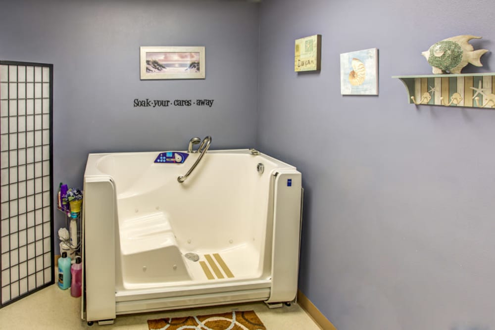 Resident spa with whirlpool soaking tub at Prairie Hills Independence in Independence, Iowa.