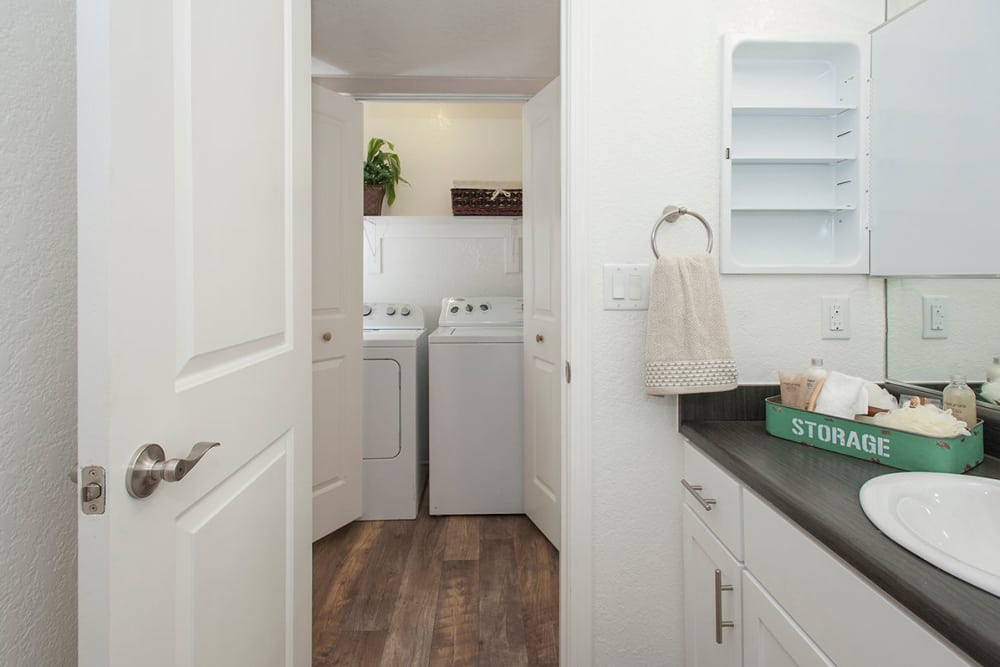 Photos of Sandpiper Village Apartment Homes