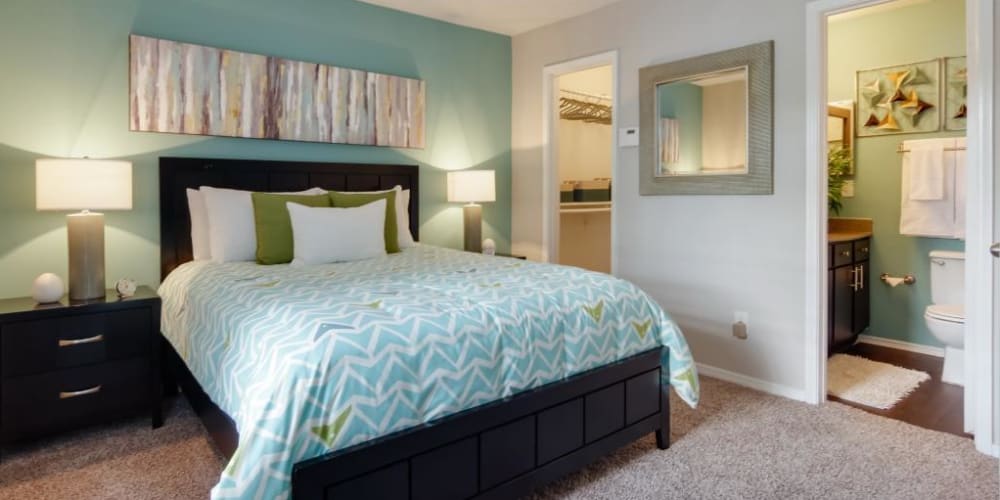 Large main bedroom with private bathroom and walk in closet at Circle at Point Park in Houston, Texas