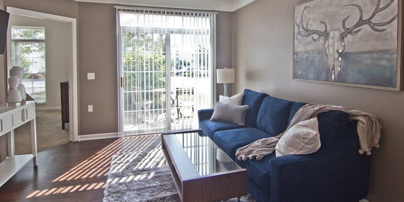 Beautiful living room at Preston Gardens in Perrysburg, Ohio