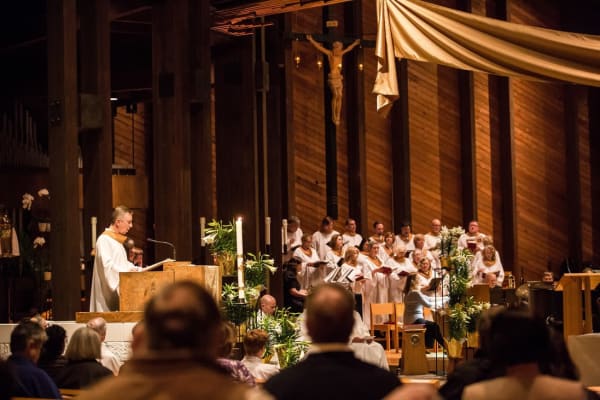 Church Service at Deephaven Woods in Deephaven, MN