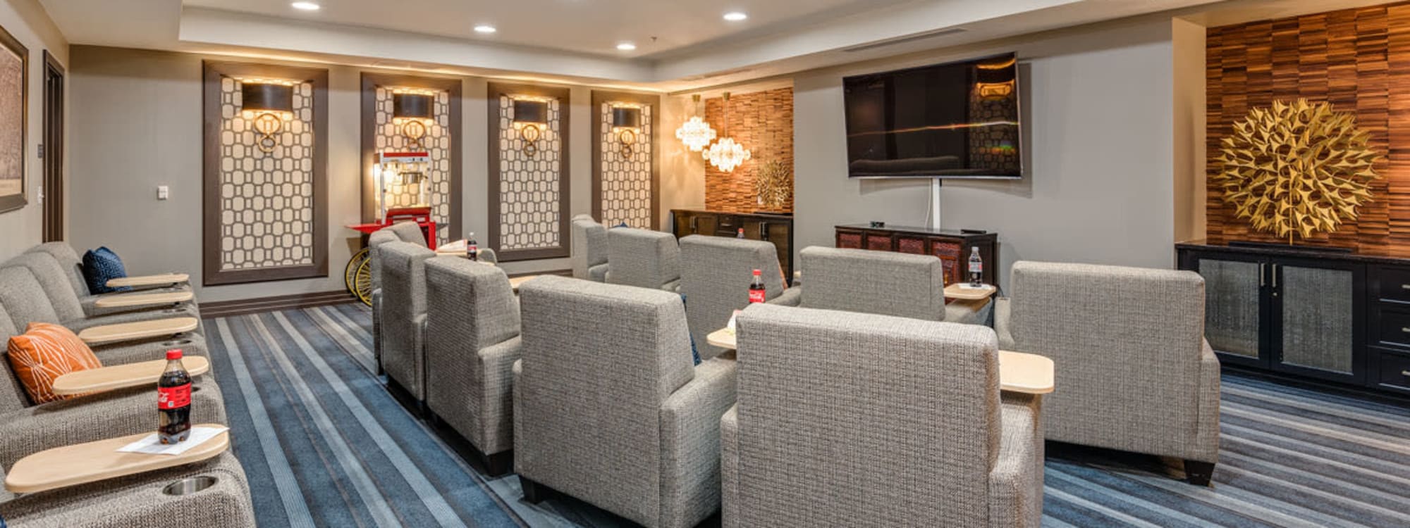Services & Amenities at Anthology of Clayton View in Saint Louis, Missouri