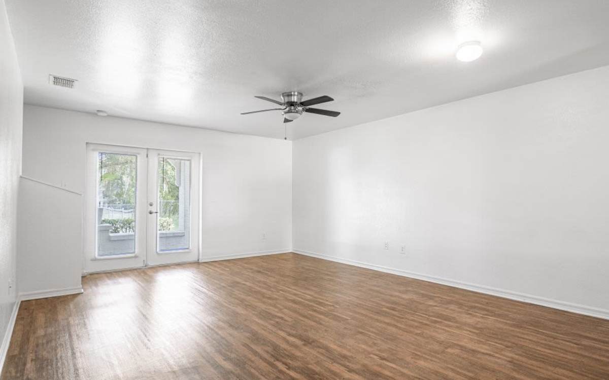 Spacious living room Cypress Commons in Wildwood, Florida