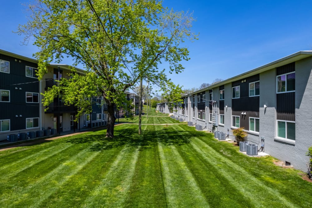 View of apartments at Gibson Creek Apartments in Madison, Tennessee