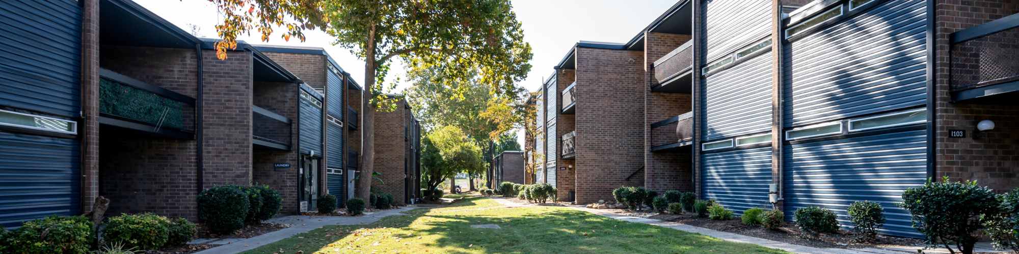 Schedule a Tour | Canyon and Knox Landing Apartments in Knoxville, Tennessee