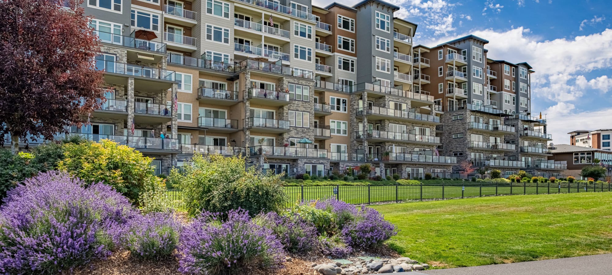 Amenities at Copperline at Point Ruston in Tacoma, Washington