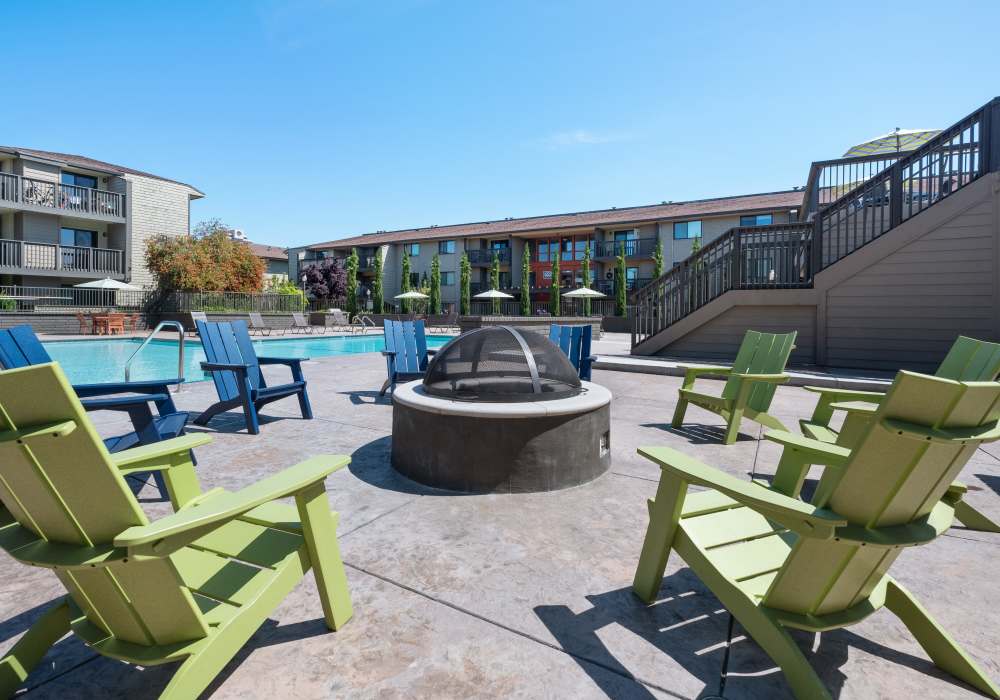 Poolside fire pit at Harbor Cove Apartments in Foster City, California