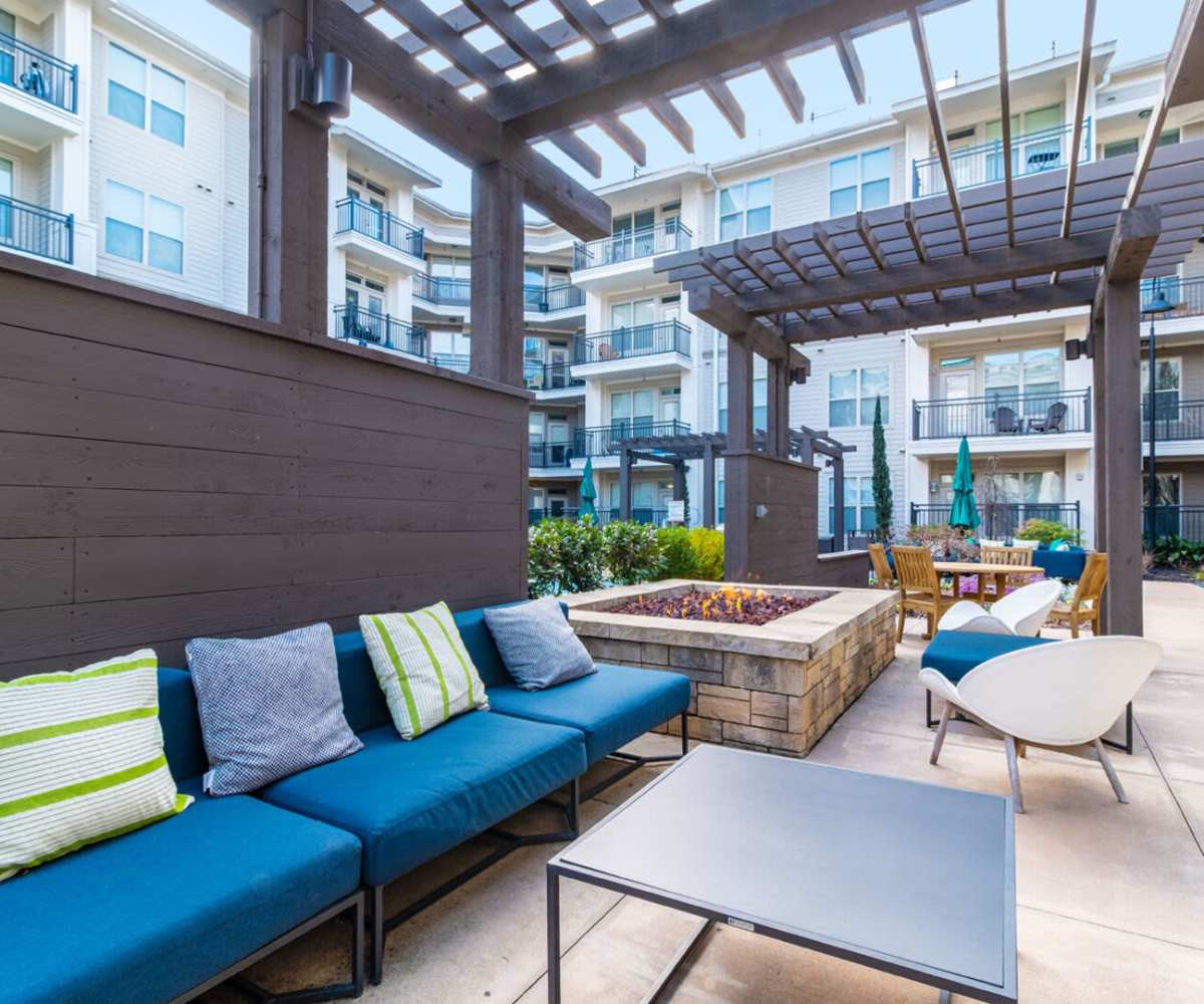 Outdoor lounge seating at Centra At North Druid Hills in Atlanta, Georgia