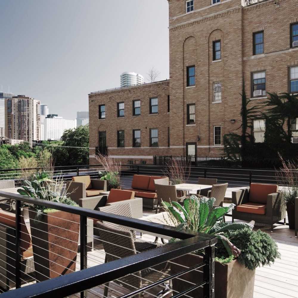 Rooftop courtyard at 430 Oak Grove in Minneapolis, Minnesota
