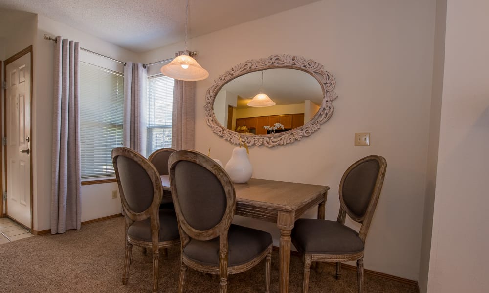 Dining area at Huntington Park Apartments in Wichita, Kansas