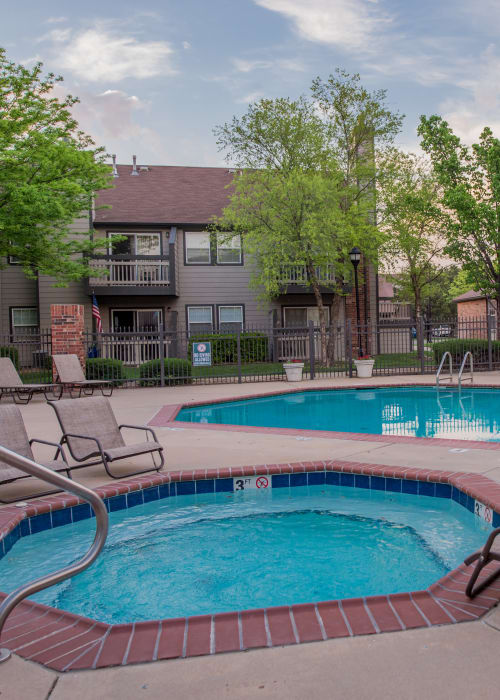 Amenities at Huntington Park Apartments in Wichita, Kansas