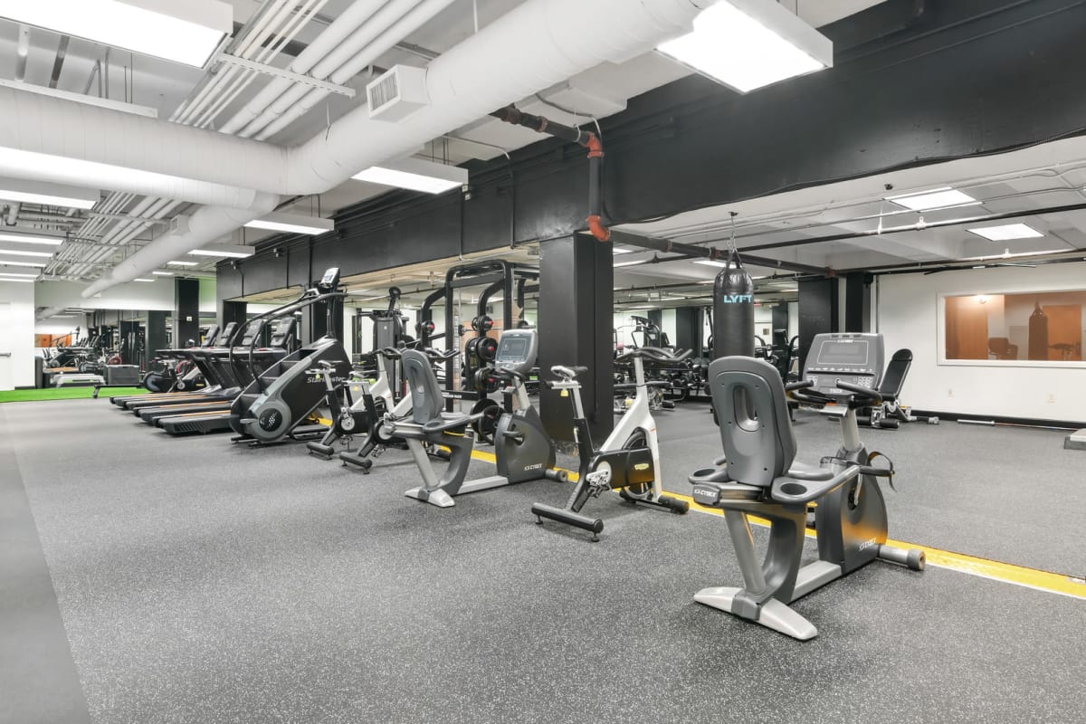 Fitness center with workout machines at South Side on Lamar in Dallas, Texas